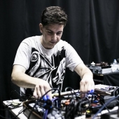 sound-11-lr